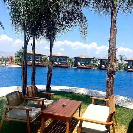 Sapphire & Inspire - Grand Sapphire, Pool View Apartamento *